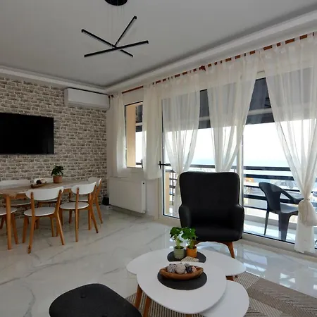La Casa Blanca Apartment